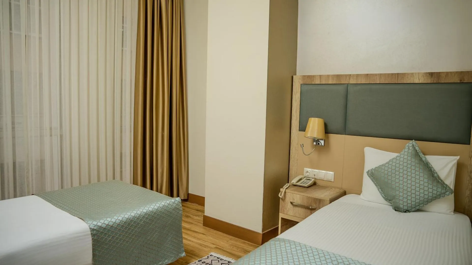 Mari Suites Hotel Stambuł 4*,  Turcja
